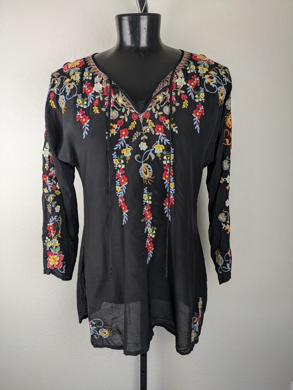 Johnny Was black colorful floral embroidered tunic top long sleeve rayon